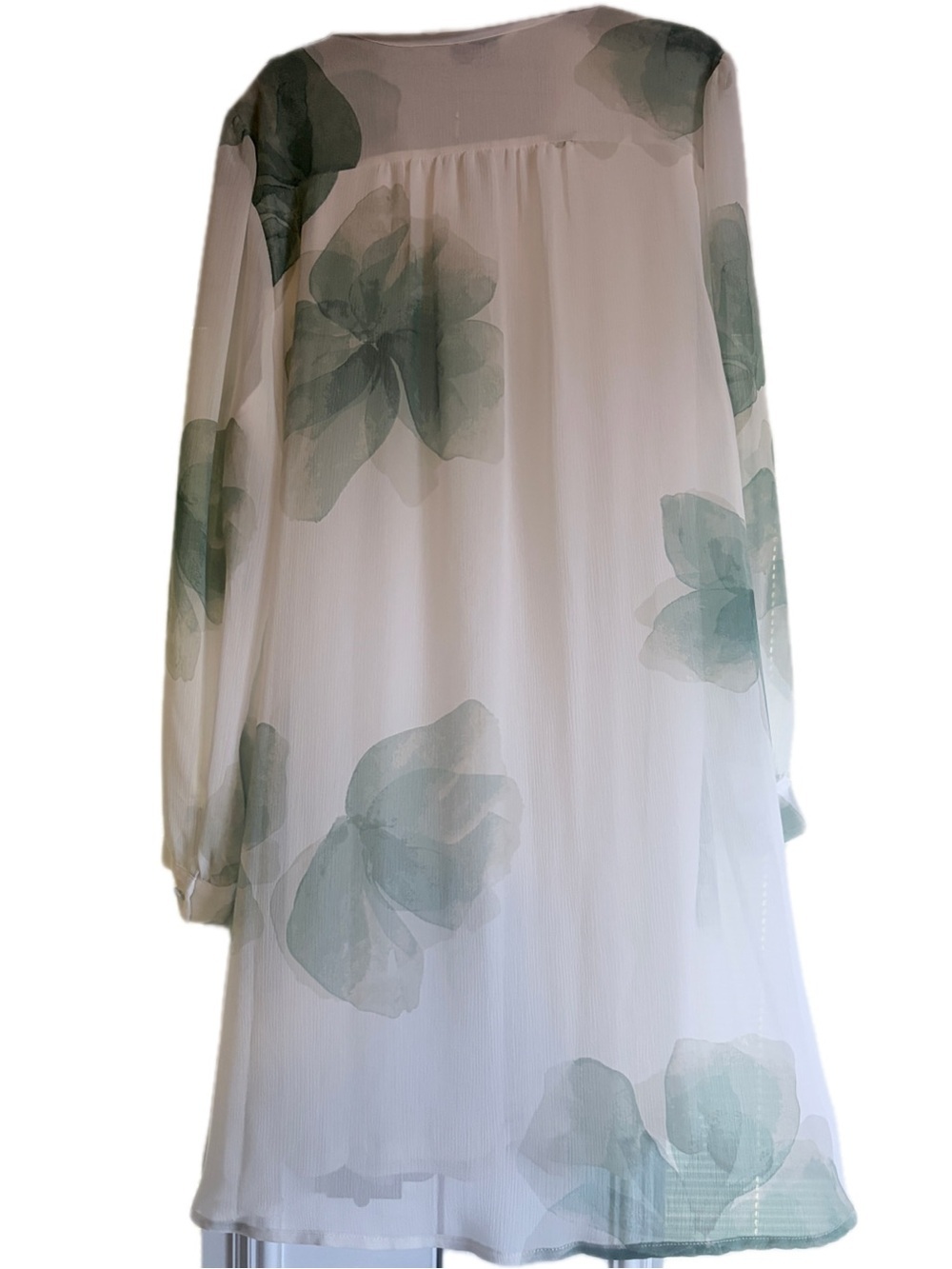 Nine West White Blouse with Seafoam Accents - Picture 2 of 5